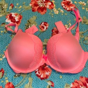 36D Victoria Secret Bra